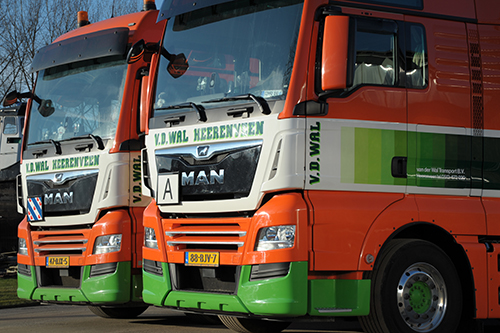 Twee MAN trucks voor Van der Wal Heerenveen
