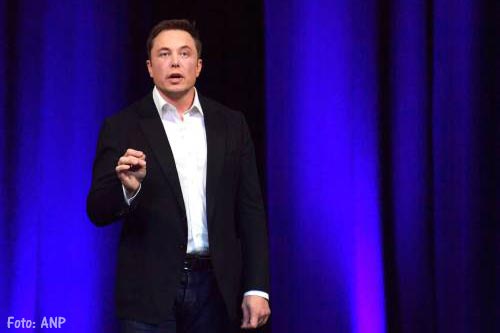 Tesla-baas Musk in de clinch met analisten