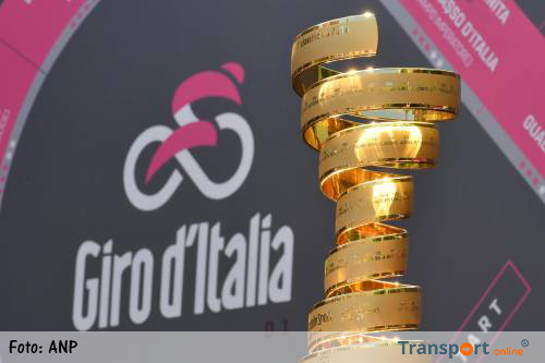 Dodelijk ongeval kort voor start Giro-etappe [+foto]