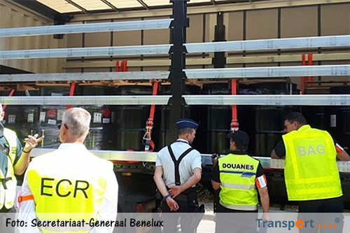Helft vrachtwagens in overtreding tijdens transportcontrole in Antwerpse haven