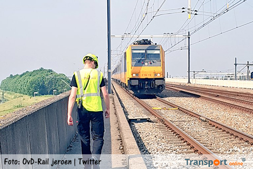300 passagiers vast door defecte trein Hoofddorp [+foto's]