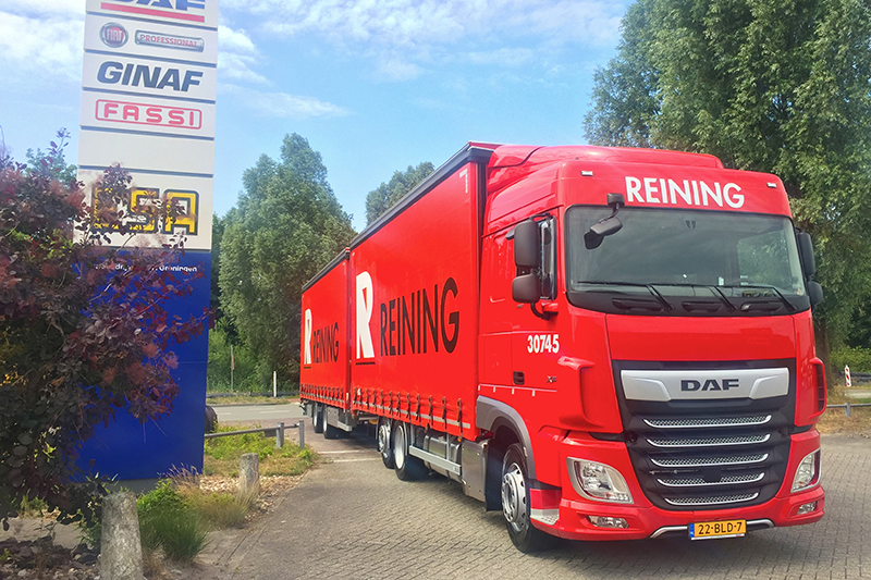 ESA Trucks levert laatste DAF uit serie van dertig af aan Reining Transport