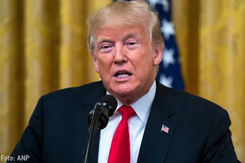 Trump slaat terug naar advocaat Cohen