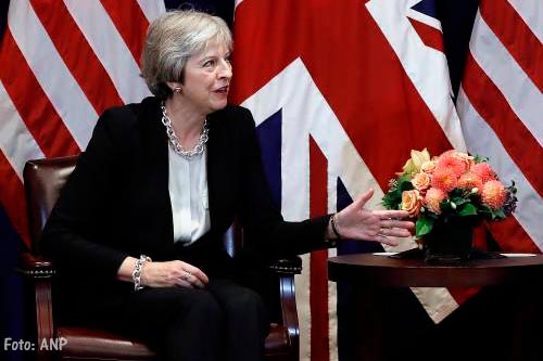 Britse premier May verliest steun voor 'no-deal' brexit
