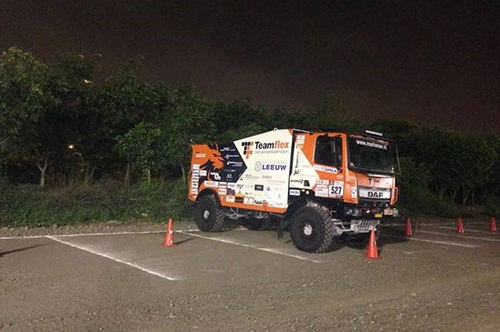 Leeuw Rallysport als eerste door keuring voor Dakar 2018
