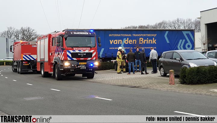 Transportbedrijf Mees van den Brink ontruimd na dampende accu [+foto]