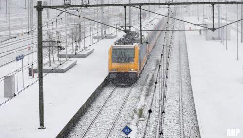 Minder treinen vrijdagochtend door sneeuwval