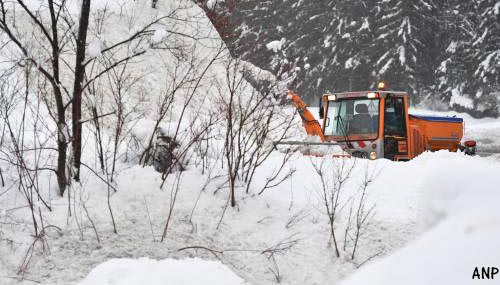 Ongeveer 180 wegen Oostenrijk door sneeuw onbegaanbaar