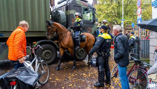 Politie sluit Binnenhof af vanwege boerenprotest