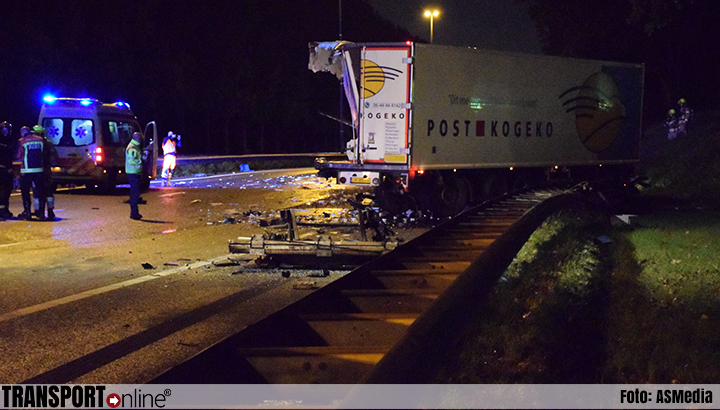 Meerdere ongevallen met vrachtwagens op A20 [+foto's]