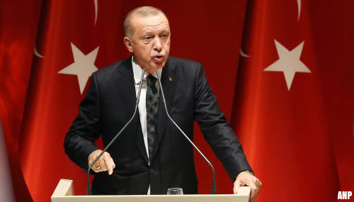 Erdogan: we stoppen aanval in Syrië niet