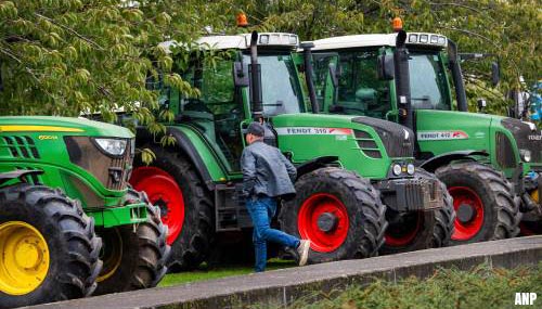 Boeren bezetten binnenstad Leeuwarden [+foto's]