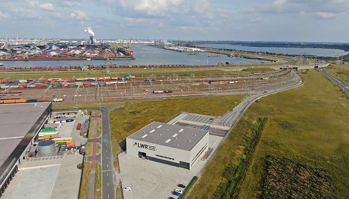 Locomotiefwerkplaats Rotterdam feestelijk geopend