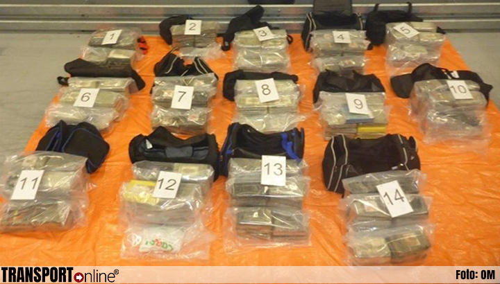 350 kilo cocaïne gevonden in busje afkomstig van de Maasvlakte [+foto]