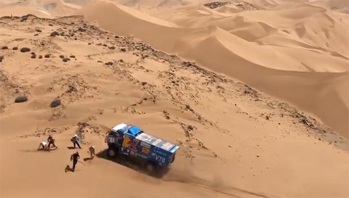 Andrey Karginov rijdt in op toeschouwers in Dakar Rally [+video]