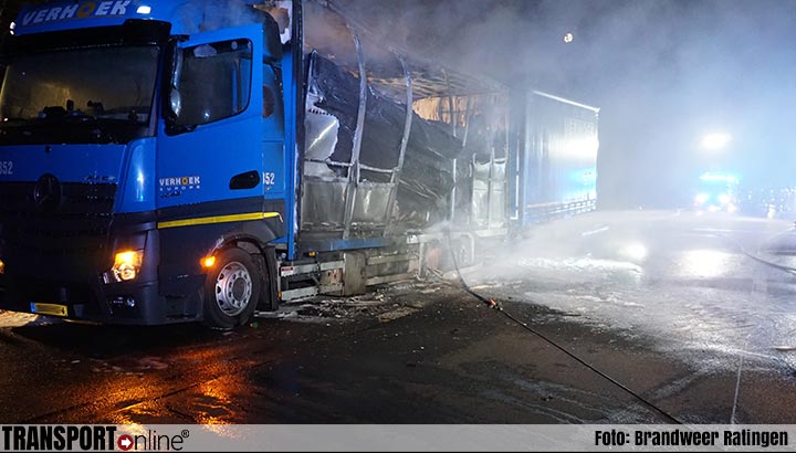 Nederlandse vrachtwagen in brand op Duitse A3 [+foto's]