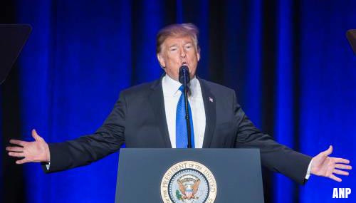Trump kondigt noodtoestand af voor bouw muur