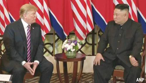 Kim en Trump aan de chocoladetaart