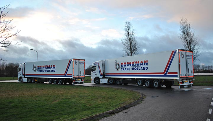 Tien Schmitz Cargobull Koelopleggers en Dolly voor Brinkman Trans Holland