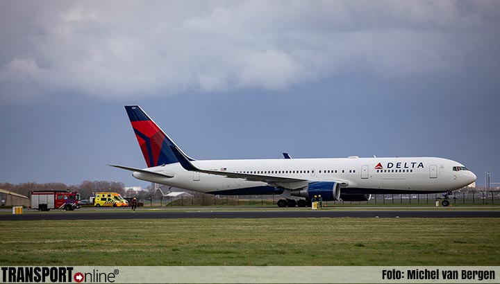 Vlucht DL411 van Delta Airlines maakt voorzorgslanding op Schiphol [+foto]