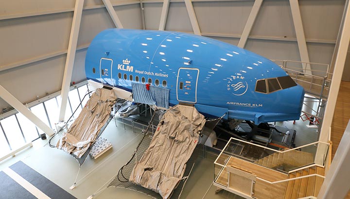 KLM opent trainingsfaciliteit met nieuwe realistische simulatoren [+video]