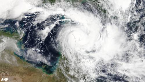 Evacuaties in Australië vanwege cyclonen Veronica en Trevor