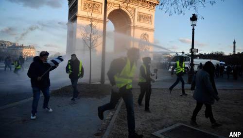 Verbod 'gele hesjes' op Champs-Elysées