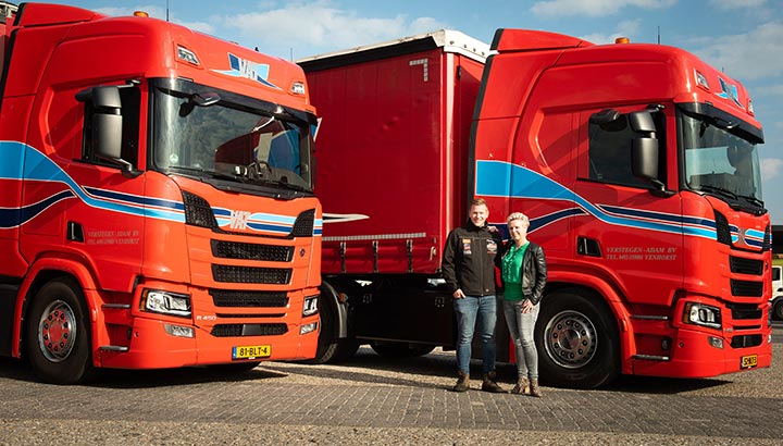 VAT Venhorst koopt drie nieuwe Scania-trekkers