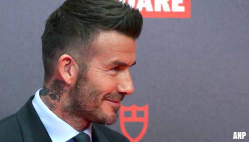 David Beckham is rijbewijs zes maanden kwijt na bellen achter het stuur