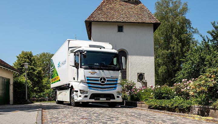 Eerste volledig elektrische Mercedes-Benz eActros trucks op de Zwitserse wegen