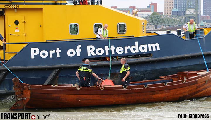 Scheepvaartverkeer stilgelegd op Nieuwe Maas na personen te water [+foto]