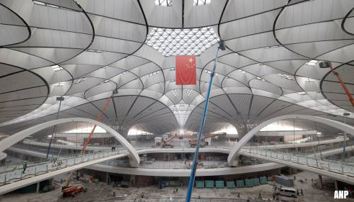 China opent megavliegveld onder Peking