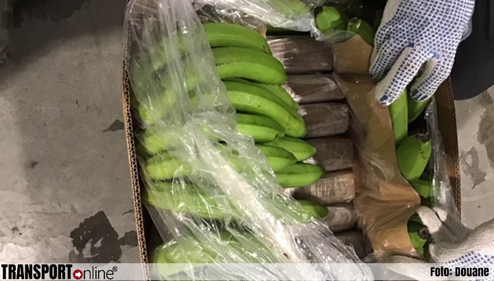 Douane vindt 921 kilo cocaïne tussen lading bananen [+foto's]