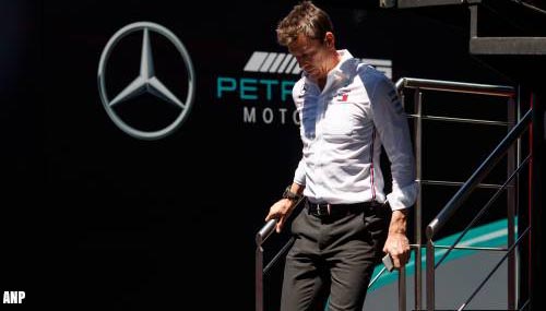 Teambaas: geen sprake van vertrek Mercedes uit Formule 1