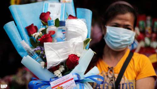 Honderden hulplijnen in China om geestelijke problemen vanwege coronavirus