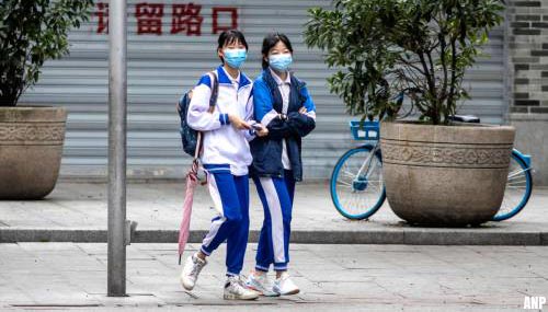 China boos wegens beschuldigingen van VS over coronavirus