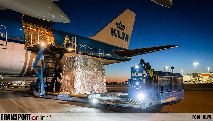 Luchtbrug KLM en VWS zorgt voor continue stroom medische hulpgoederen uit China