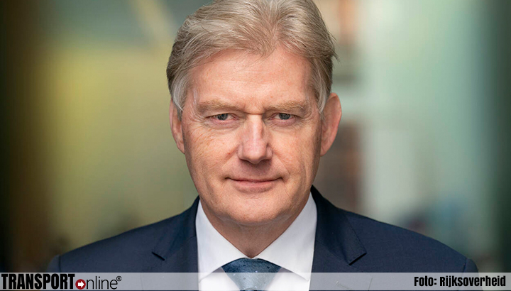 Martin van Rijn treedt terug als minister voor Medische Zorg