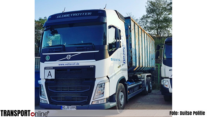 Vrachtwagen met geladen container gestolen in Duitsland [+foto]