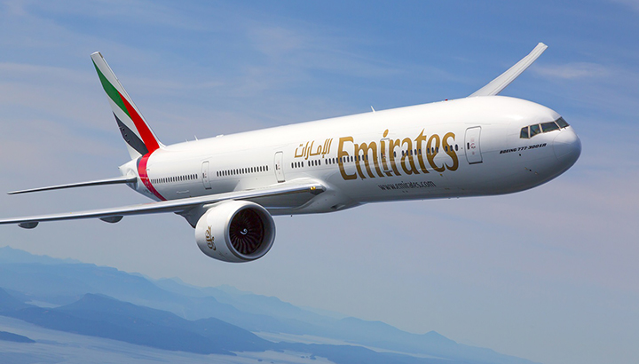 Emirates voert eerste vlucht met passagiers uit tussen Amsterdam en Dubai