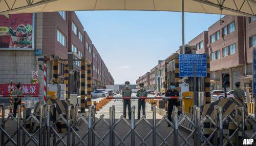 Tien extra woonwijken in Peking in lockdown