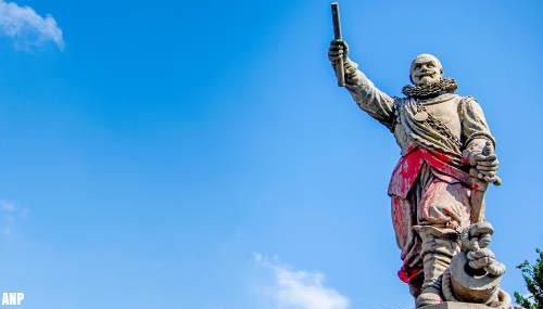Rotterdam doet aangifte wegens bekladden standbeelden