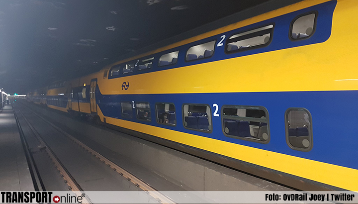 Trein strandt in Schipholtunnel, 250 reizigers geëvacueerd
