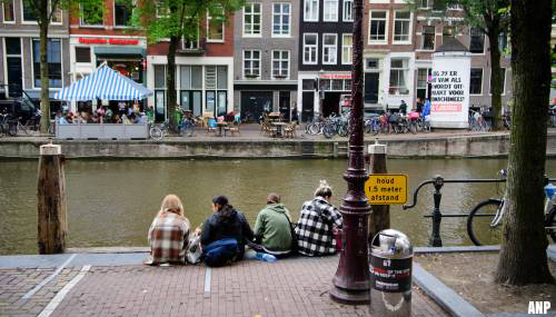 Amsterdam maakt meer ruimte op straat vanwege coronavirus