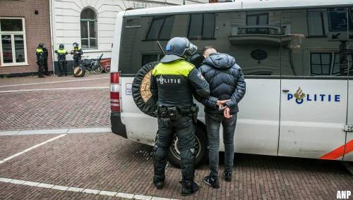 Politie arresteert tientallen betogers in Wageningen