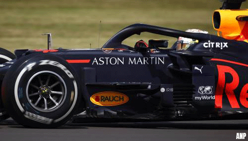 Verstappen tweede in Britse GP, Hamilton wint met lekke band