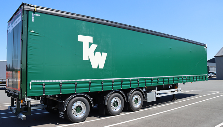 Wezenberg Trailers levert serie van vier opleggers af aan Transport Keijzer Warmond