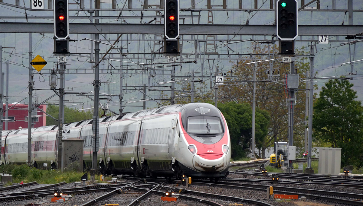 Alstom wordt eerste onderneming met volledige certificering volgens nieuwste norm voor digitale treincontrolesystemen