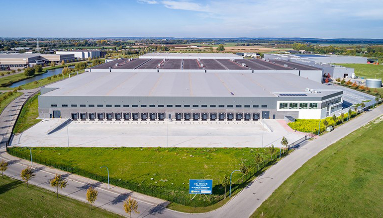 Delin Property verhuurt 8.275 m2 warehouse in Tiel aan BMD Transportservice