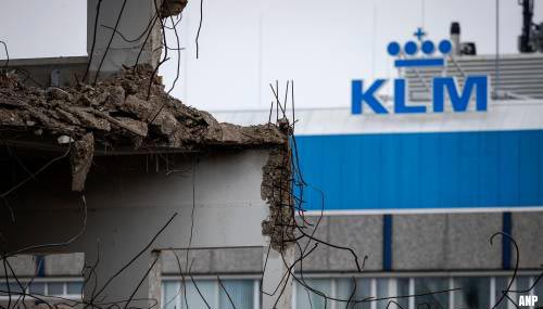 Vakbonden voor crisisoverleg aangeschoven aan tafel bij KLM